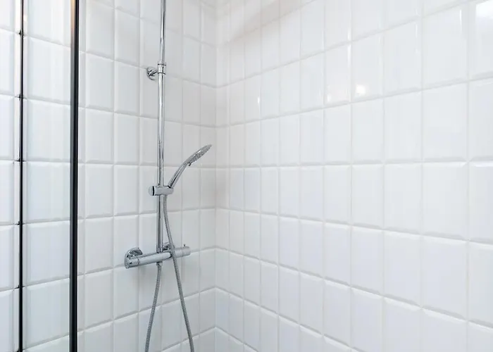 Atlas Arena Lavish By Bookinghost *